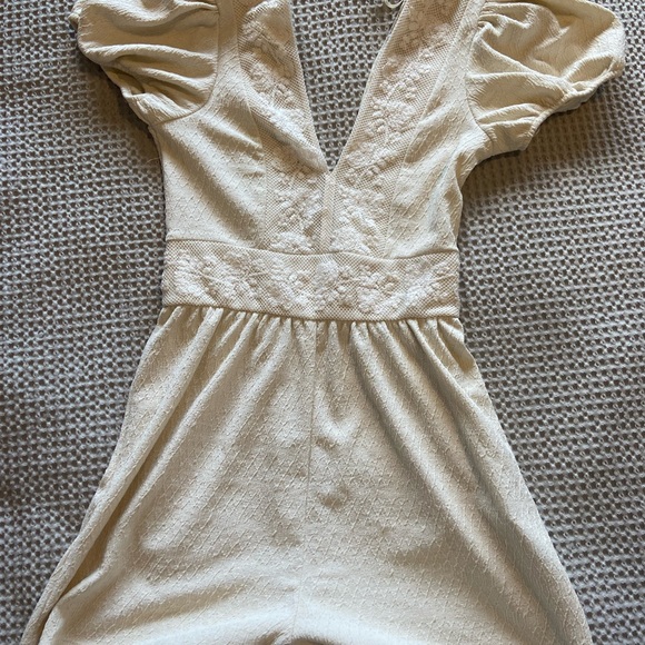 Zara Cream Jumpsuit - Picture 2 of 6